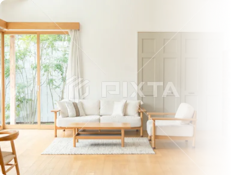 木製家具で統一されたシンプルで落ち着いた室内インテリア